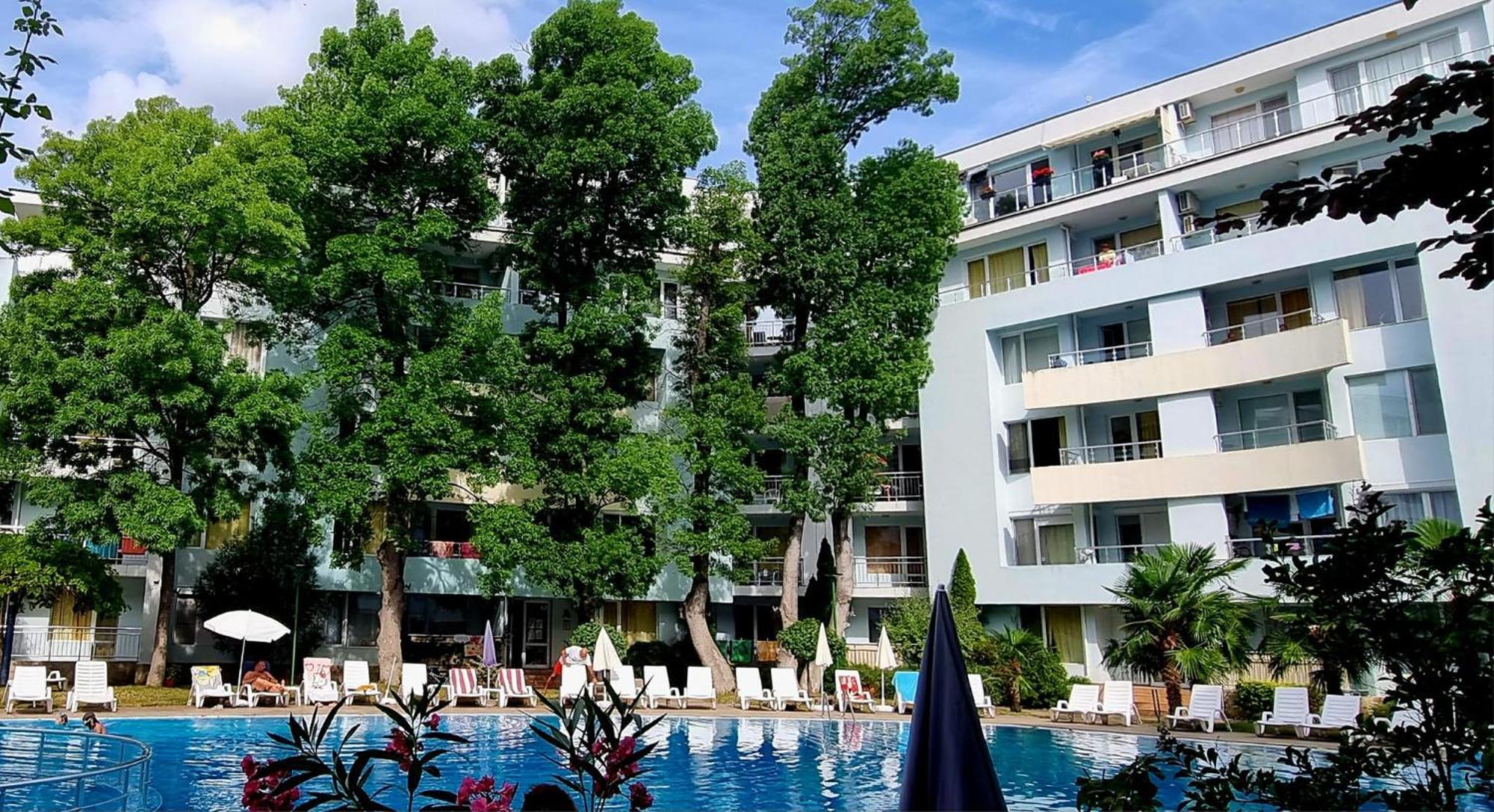 Niko Apartments 阳光海滩 外观 照片