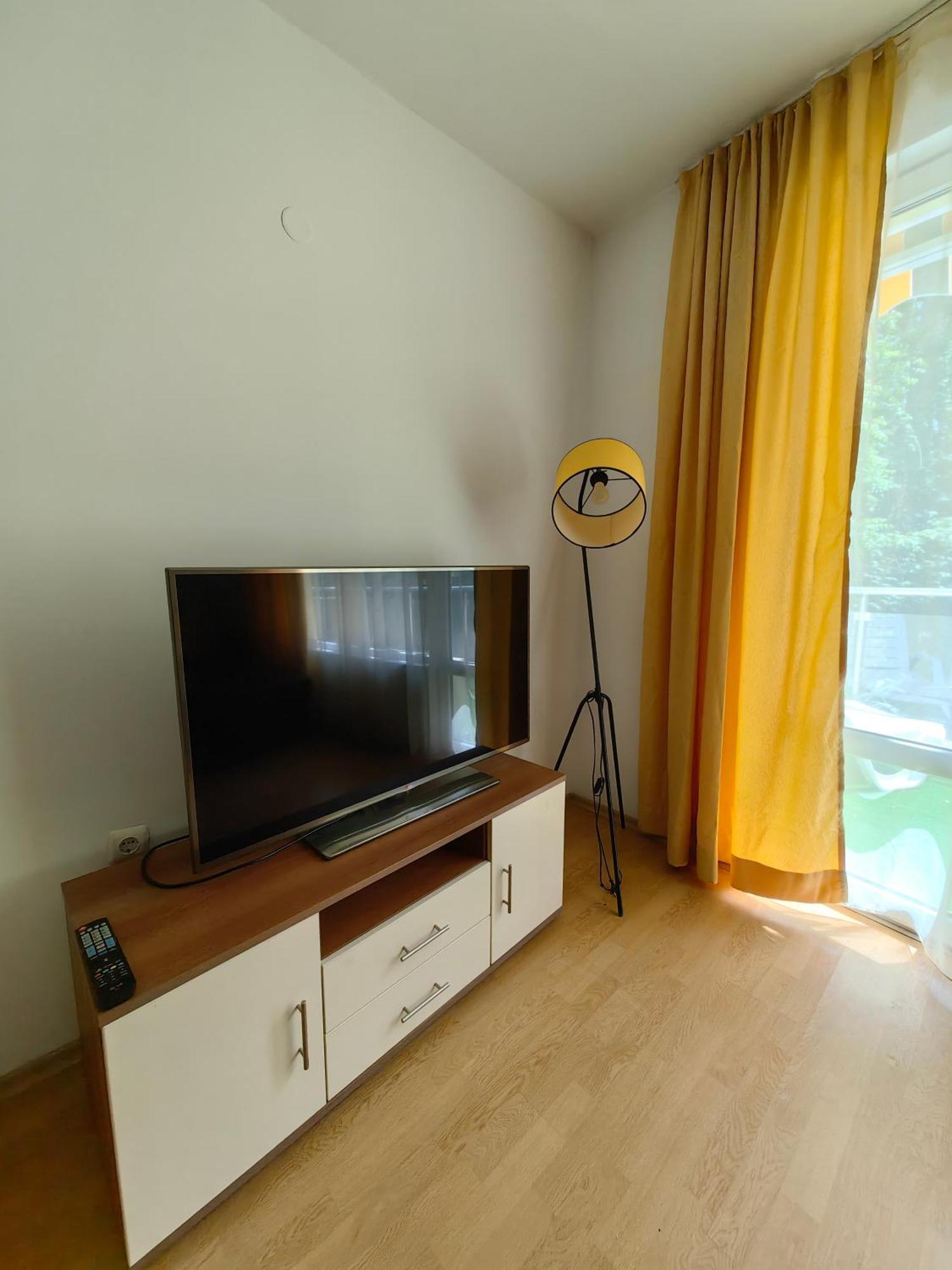 Niko Apartments 阳光海滩 外观 照片