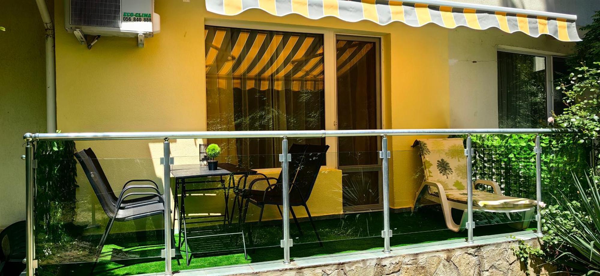 Niko Apartments 阳光海滩 外观 照片